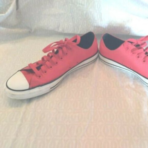 Converse All Star Nylon Color Red Sneakers Mens US Size 9 - Picture 2 of 6